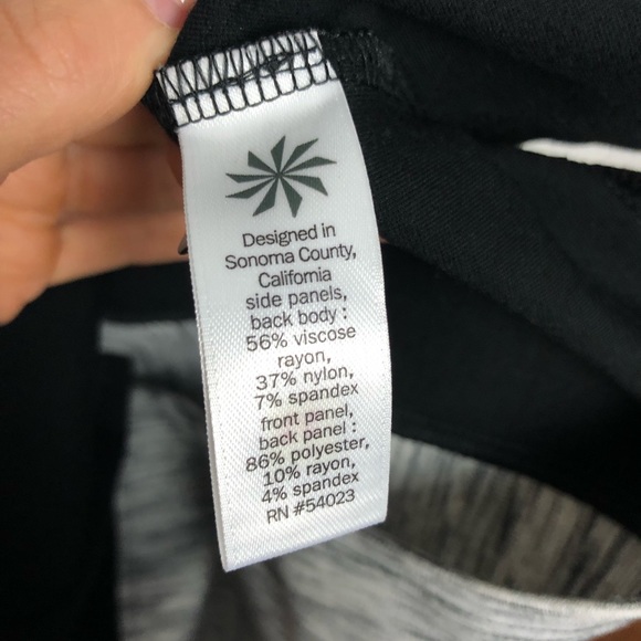 Athleta Cityscape gray bodycon midi gray and black color-block dress Size XS - Picture 5 of 7